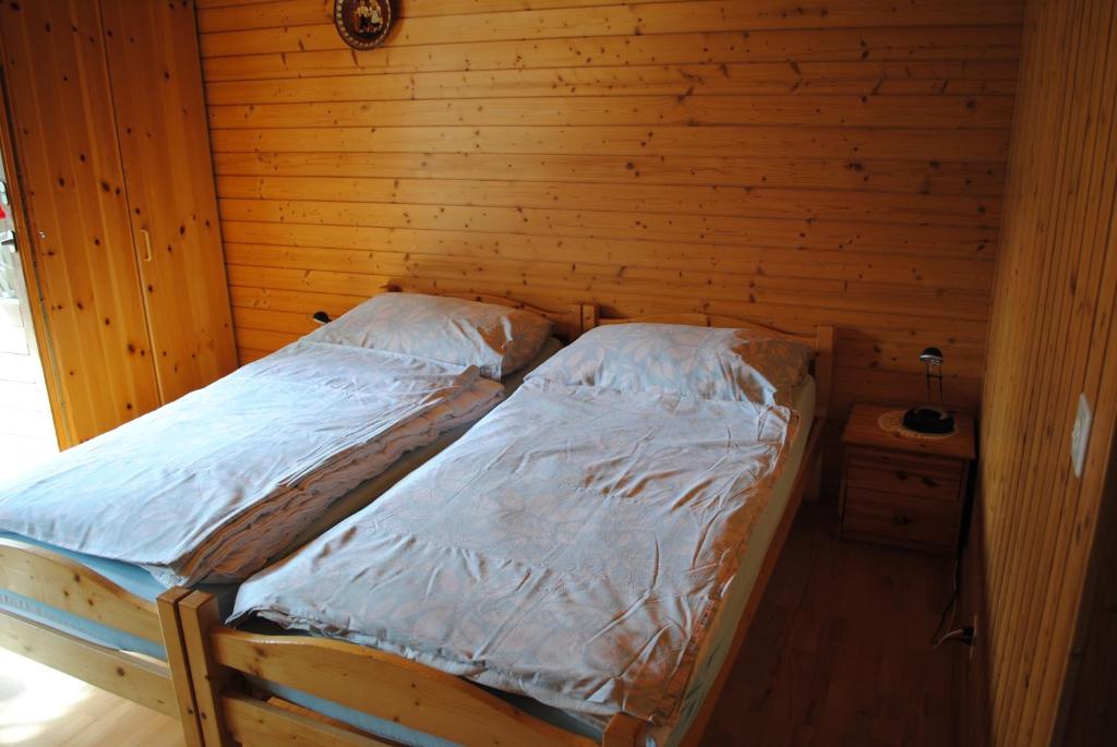 Studio Glaus room 6